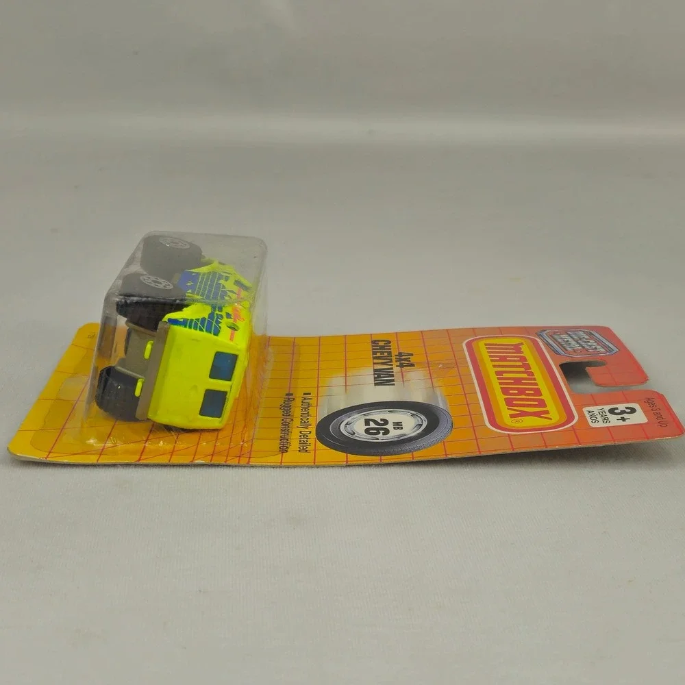 Matchbox 4x4 Chevy Van MB26 Neon Yellow Graphics DieCast 1992 Vintage NIP (K243)